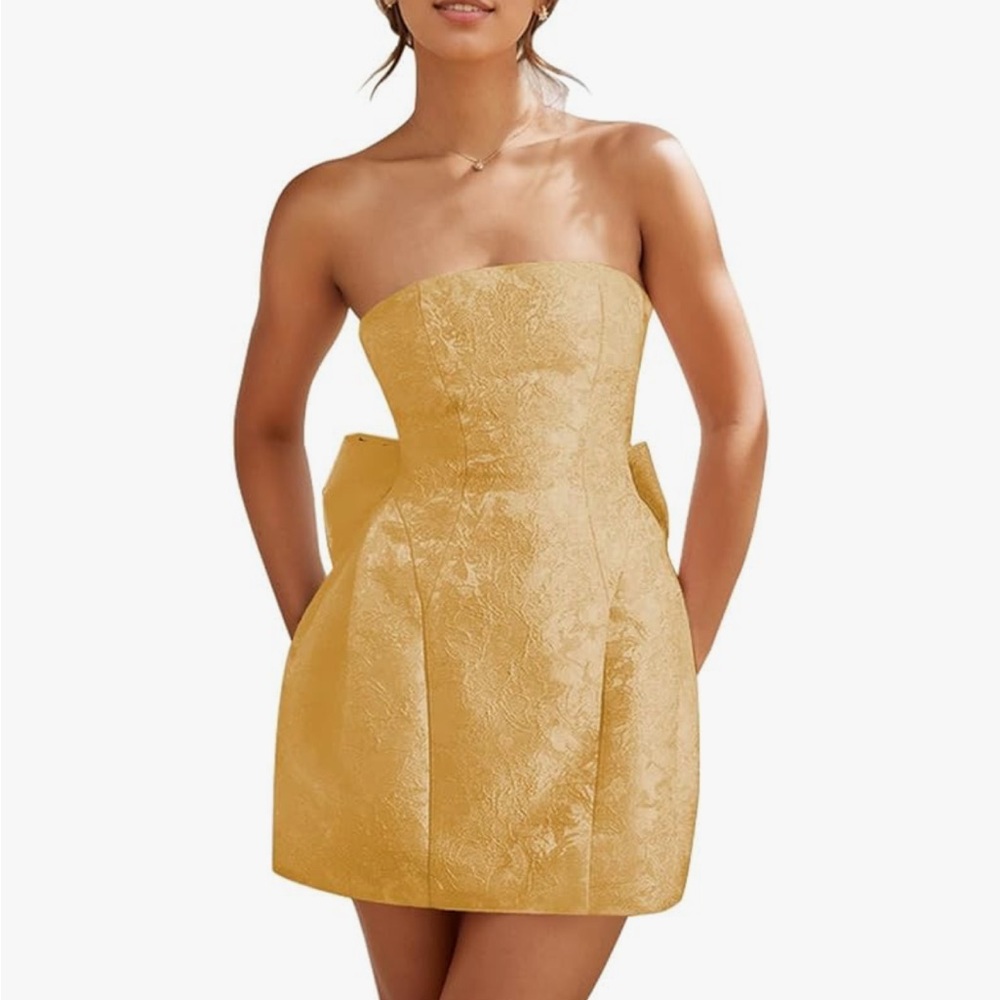 Elegant Gold Strapless Dress